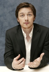 "James McAvoy" - James McAvoy - "Starter for 10" press conference portraits by Armando Gallo (Beverly Hills, February 5, 2007) - 27xHQ L1oujVSb