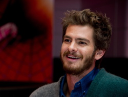 Andrew Garfield - Andrew Garfield - The Amazing Spider-Man 2 press conference portraits by Magnus Sundholm (Los Angeles, November 17, 2013) - 6xHQ LkhO3k7w