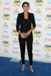 Selena Gomez - At the FOX's 2014 Teen Choice Awards, August 10, 2014 - 393xHQ Ly6DIFiL
