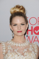 Jennifer Morrison - Jennifer Morrison & Ginnifer Goodwin - 38th People's Choice Awards held at Nokia Theatre in Los Angeles (January 11, 2012) - 244xHQ MfBGyLtN