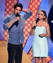 Sarah Hyland - FOX's 2014 Teen Choice Awards at The Shrine Auditorium on August 10, 2014 in Los Angeles, California - 367xHQ MpE4ilRu