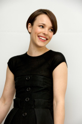 Rachel McAdams - Married Life press conference portraits by Vera Anderson (Hollywood, March 3, 2008) - 5xHQ N8pnlnnR