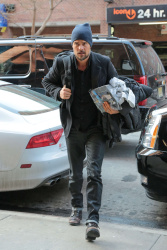 Josh Duhamel - arrives at his TriBeCa Hotel - February 25, 2015 - 9xHQ OK5LVIGG