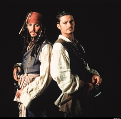 Geoffrey Rush, Jack Davenport, Keira Knightley, Orlando Bloom, Johnny Depp - Промо к фильму "Pirates of the Caribbean: The Curse of the Black Pearl (Пираты Карибского моря: Проклятие Чёрной жемчужины)", 2003 (15хHQ) PWJnqi2Q