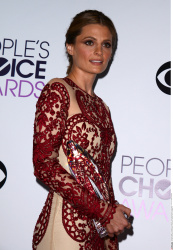 Stana Katic - 40th People's Choice Awards held at Nokia Theatre L.A. Live in Los Angeles (January 8, 2014) - 84xHQ PtnH5frK