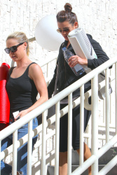 Lea Michele - leaving a yoga class in Hollywood, February 2, 2015 - 43xHQ RQ1Wgw7h