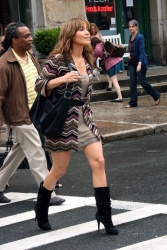 Jennifer Lopez - On the set of The Back-Up Plan in NYC (16.07.2009) - 120xHQ SSBxUD51