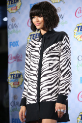 Zendaya Coleman - FOX's 2014 Teen Choice Awards at The Shrine Auditorium on August 10, 2014 in Los Angeles, California - 436xHQ SWoLYPMw
