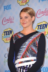 Shailene Woodley - 2014 Teen Choice Awards, Los Angeles August 10, 2014 - 363xHQ SghFJ0z1