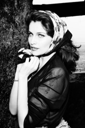 Laetitia Casta - Ellen von Unwerth Photoshoot 2011 for Glamour Magazine - 10xHQ TUppw6CI