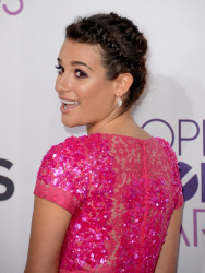 Lea Michele - 2013 People's Choice Awards at the Nokia Theatre in Los Angeles, California - January 9, 2013 - 339xHQ VsVdCezE