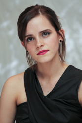 Emma Watson - The Perks of Being a Wallflower press conference portraits by Herve Tropea (Toronto, September 7, 2012) - 6xHQ XAGu9yAU