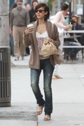 Jessica Alba - shopping in Beverly Hills (2010.02.19) - 18xHQ YC9YxpR3