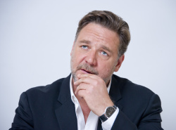 Russell Crowe - Noah press conference portraits by Magnus Sundholm (Beverly Hills, March 24, 2014) - 17xHQ YfTBNo4z